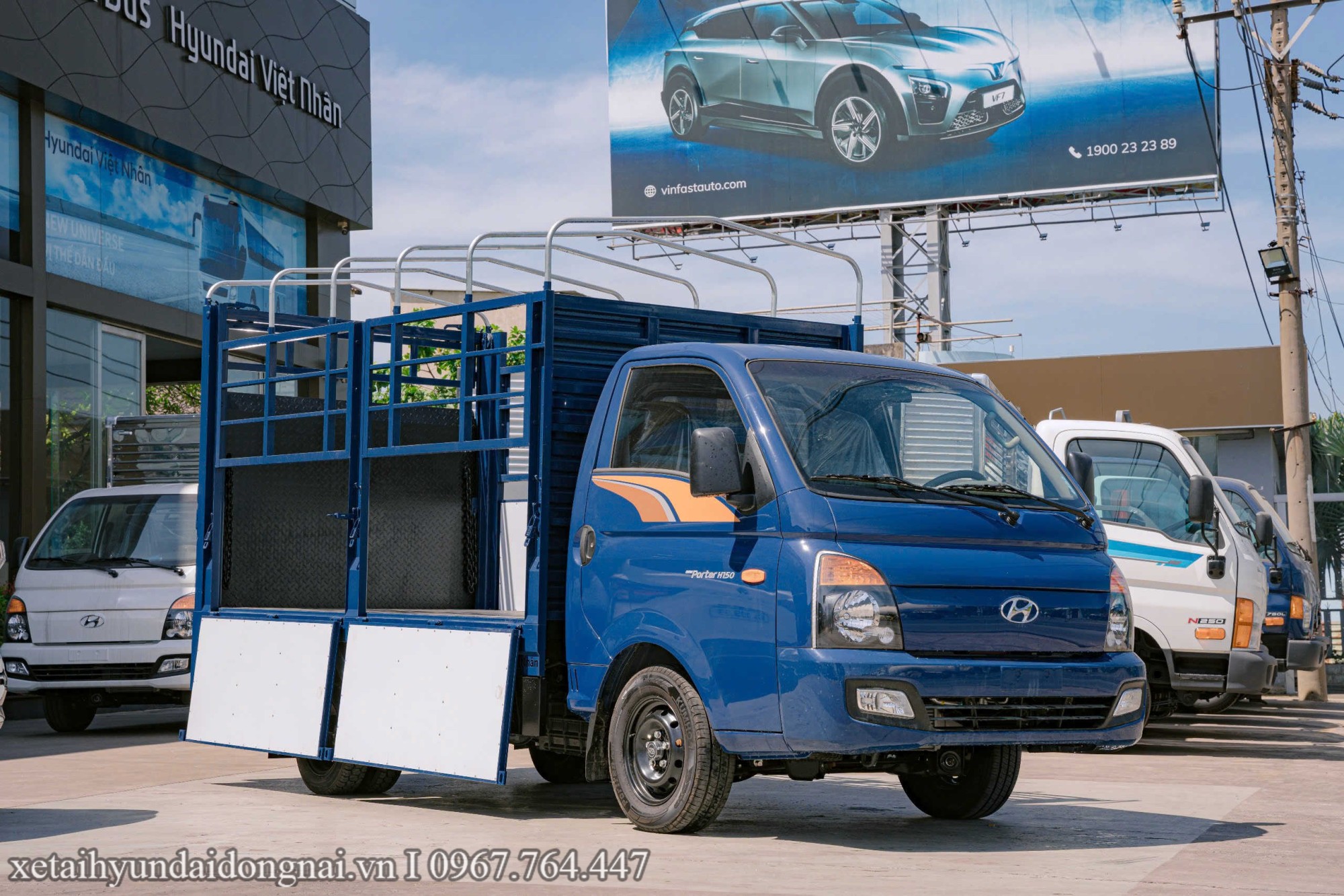 Xe Tải Hyundai H150 Thùng Mui Bạt Bửng Nâng: Giải Pháp Vận Chuyển Toàn Diện cho Doanh Nghiệp
