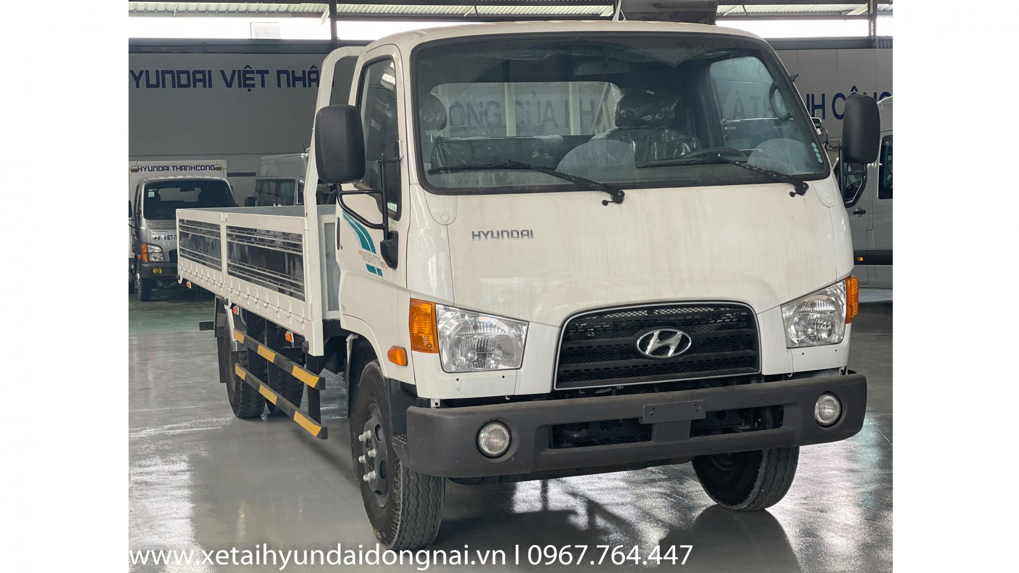 Dịch vụ đóng thùng lửng trên nền xe Hyundai New Mighty 110XL 6m3